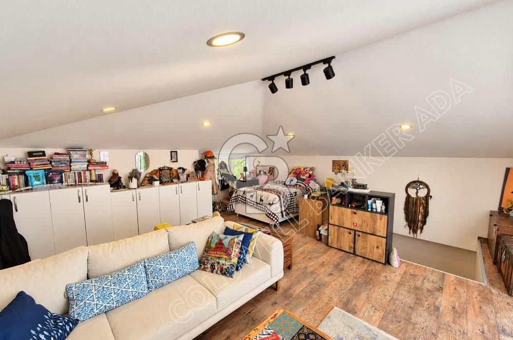 Kadınlar Denizi Mah.Deniz Manzaralı Satılık 4+1 Satılık Villa 