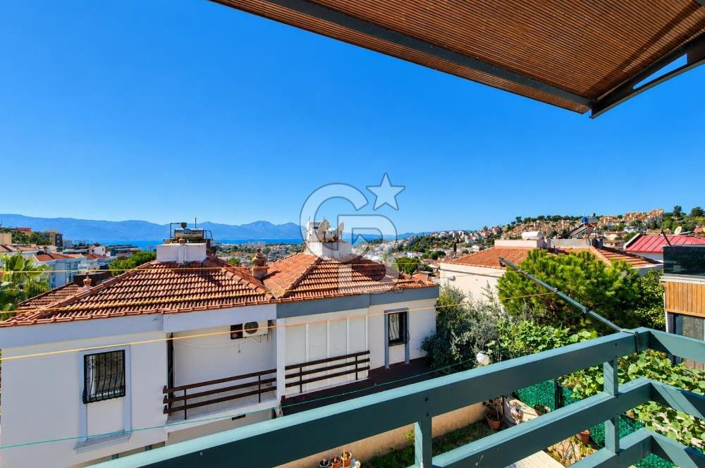 Kadınlar Denizi Mah.Deniz Manzaralı Satılık 4+1 Satılık Villa 