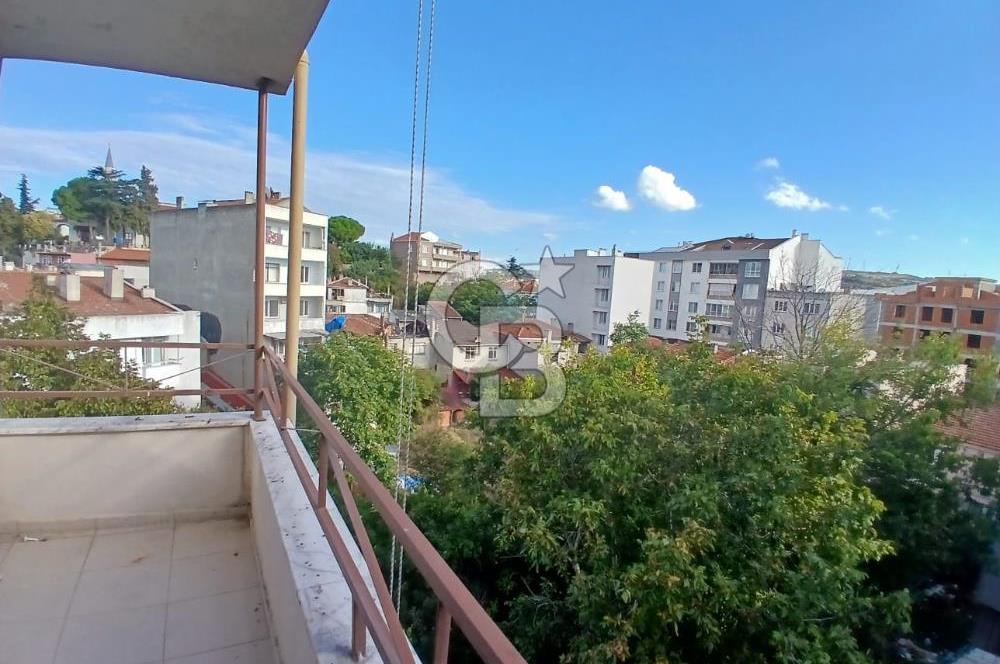 LAPSEKİ ÇARŞI MERKEZİNDE 3+1 KİRALIK DAİRE