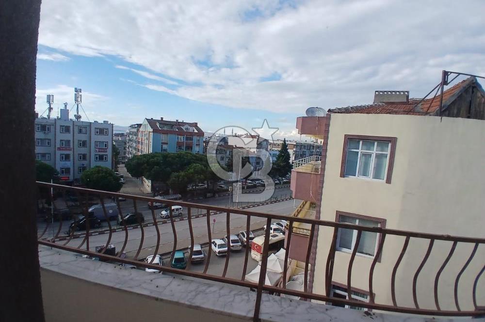LAPSEKİ ÇARŞI MERKEZİNDE 3+1 KİRALIK DAİRE
