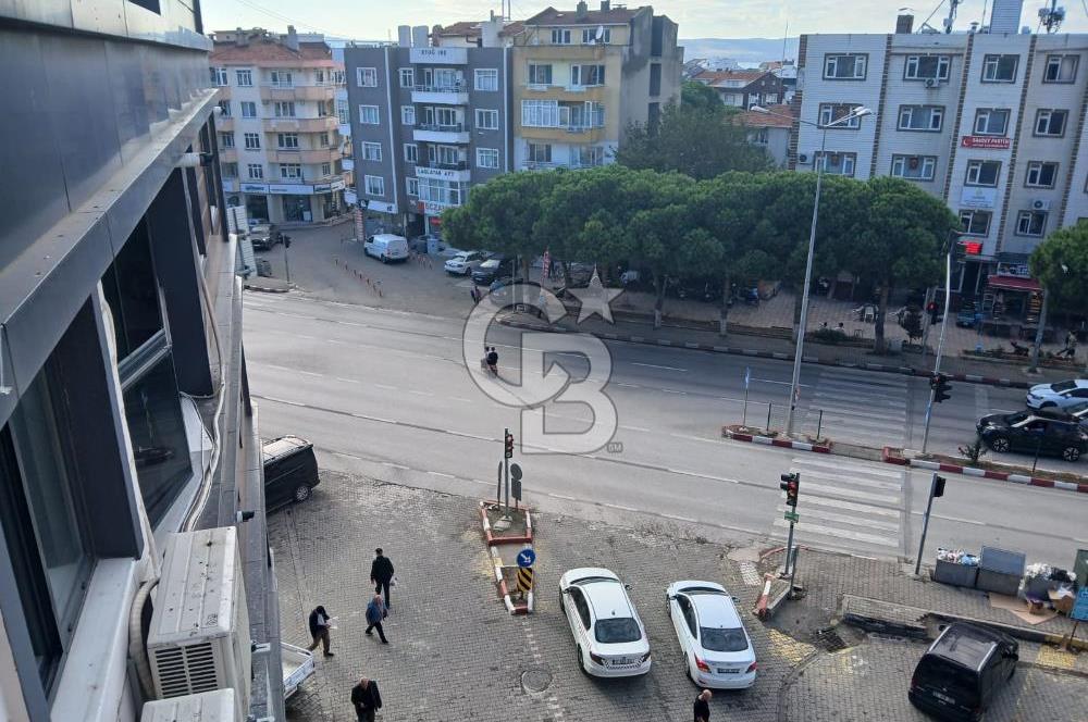 LAPSEKİ ÇARŞI MERKEZİNDE 3+1 KİRALIK DAİRE