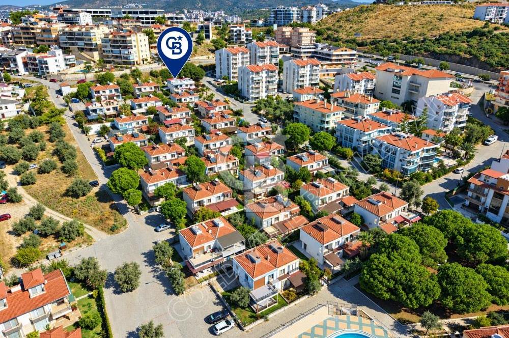 Kadınlar Denizi Mah.Deniz Manzaralı Satılık 4+1 Satılık Villa 