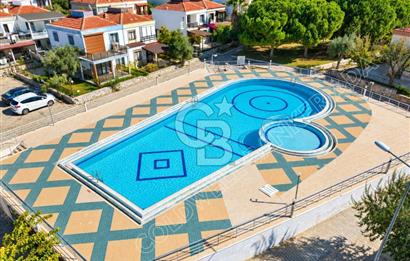 Kadınlar Denizi Mah.Deniz Manzaralı Satılık 4+1 Satılık Villa 