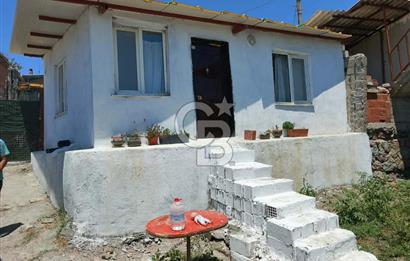 MANİSA SARUHANLI ŞATIRLARDA 875 M² SATILIK EV VE ZEYTİNLİK