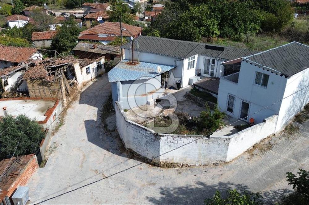 LAPSEKİ GÜRECİ KÖYÜNDE MÜSTAKİL BAHÇELİ SATILIK EV!