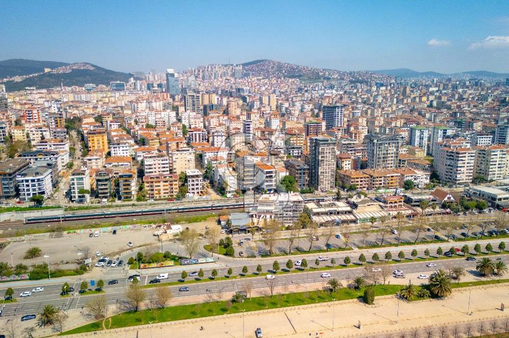 MALTEPE'DE KAPANMAZ DENİZ MANZARALI 200M² SATILIK 4+1 DAİRE