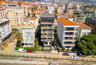 MALTEPE'DE KAPANMAZ DENİZ MANZARALI 200M² SATILIK 4+1 DAİRE - 2 - 378227