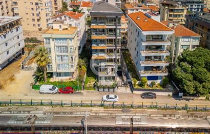 MALTEPE'DE KAPANMAZ DENİZ MANZARALI 200M² SATILIK 4+1 DAİRE