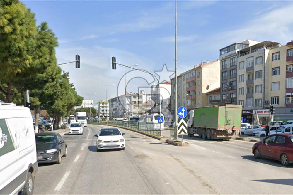 LAPSEKİ ÇARŞI MERKEZİNDE 3+1 KİRALIK DAİRE