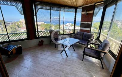 Kuşadası Kadınlar Denizi'nde Özel Havuzlu, Bahçeli, Deniz Manzaralı Lüks Villa
