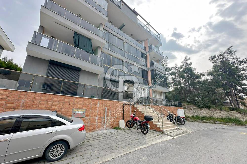 Kuşadası Kadınlar Denizi'nde Eşyalı Ara Kat 2+1 Daire