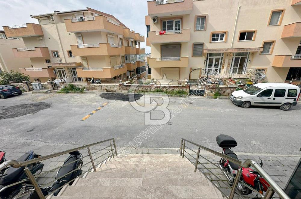Kuşadası Kadınlar Denizi'nde Eşyalı Ara Kat 2+1 Daire
