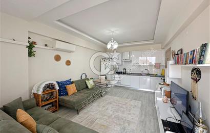 Kuşadası Kadınlar Denizi'nde Eşyalı Ara Kat 2+1 Daire