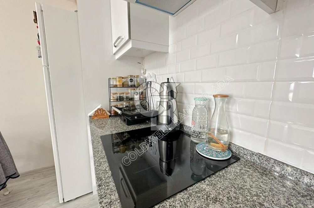 Kuşadası Kadınlar Denizi'nde Eşyalı Ara Kat 2+1 Daire