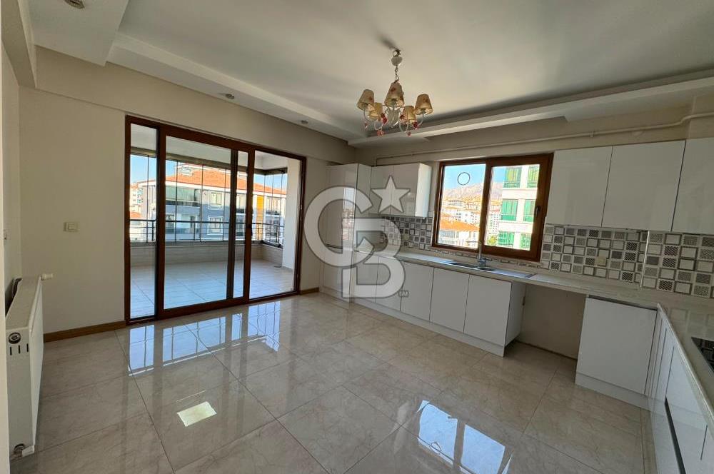 COLDWELL BANKER SAFİR'den TECDE de SATILIK PREMİUM DAİRE
