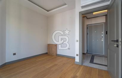 MALTEPE'DE KAPANMAZ DENİZ MANZARALI 200M² SATILIK 4+1 DAİRE