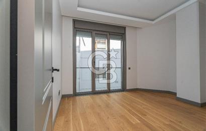 MALTEPE'DE KAPANMAZ DENİZ MANZARALI 200M² SATILIK 4+1 DAİRE