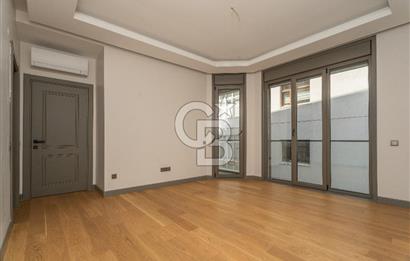 MALTEPE'DE KAPANMAZ DENİZ MANZARALI 200M² SATILIK 4+1 DAİRE