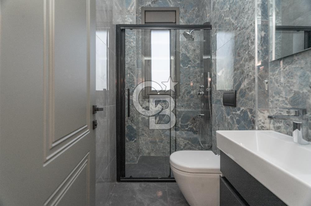 MALTEPE'DE KAPANMAZ DENİZ MANZARALI 200M² SATILIK 4+1 DAİRE
