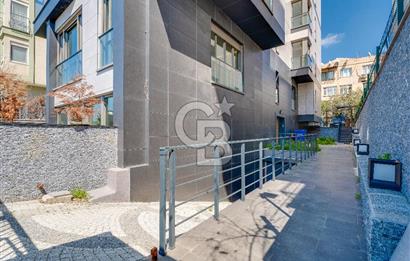 MALTEPE'DE KAPANMAZ DENİZ MANZARALI 200M² SATILIK 4+1 DAİRE