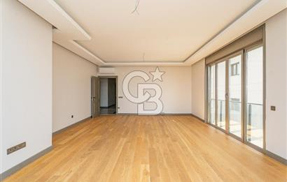 MALTEPE'DE KAPANMAZ DENİZ MANZARALI 200M² SATILIK 4+1 DAİRE