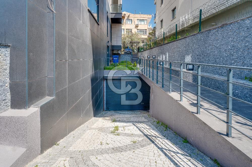 MALTEPE'DE KAPANMAZ DENİZ MANZARALI 200M² SATILIK 4+1 DAİRE