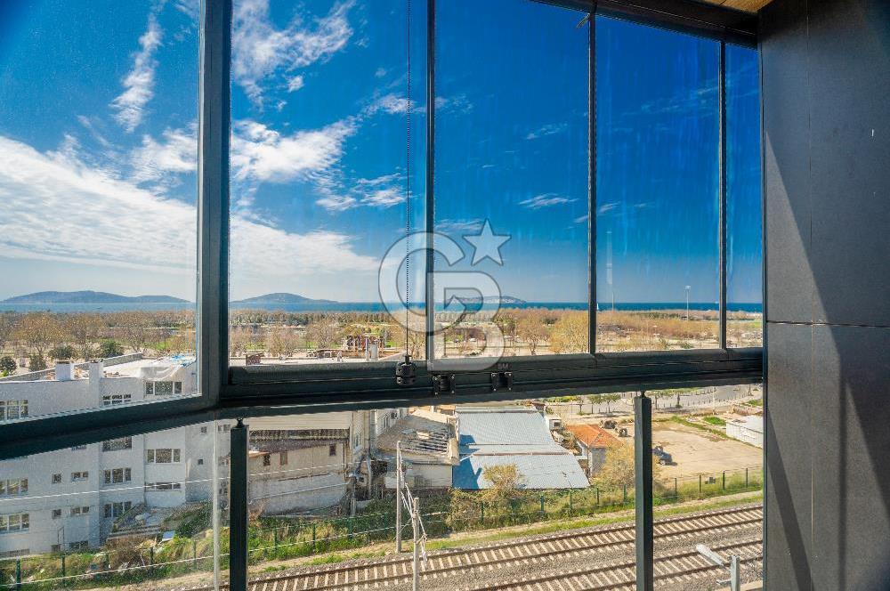 MALTEPE'DE KAPANMAZ DENİZ MANZARALI 200M² SATILIK 4+1 DAİRE