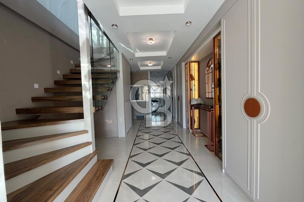 PENDİK DOĞU MAH'DE SİTEDE ÖZEL MİMARİ LÜKS SATILIK 4+1 DAİRE