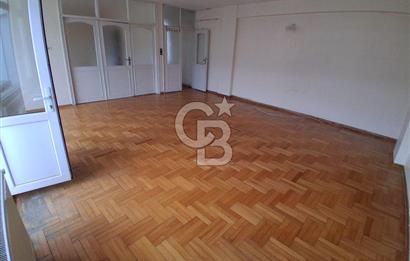 Pendik Bat mahallesi çarşı geniş 130 m2 net kiralık 3+1 daire