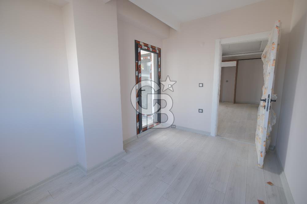 SEYREK’TE YÜKSEK KREDİ İMKANLI SATILIK GENİŞ SIFIR BALKONLU 1+1 DAİRE