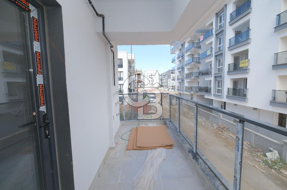 SEYREK’TE YÜKSEK KREDİ İMKANLI SATILIK GENİŞ SIFIR BALKONLU 1+1 DAİRE