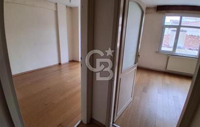Pendik Bat mahallesi çarşı geniş 130 m2 net kiralık 3+1 daire