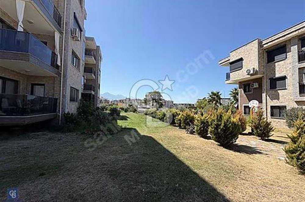 Kuşadası Davutlar'da Havuzlu, 2+1, 70m² Satılık Daire