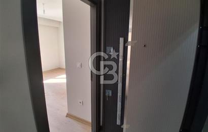 Pendik Kaynarca mah satılık teraslı 80 m2 net fırsat 2+1 daire