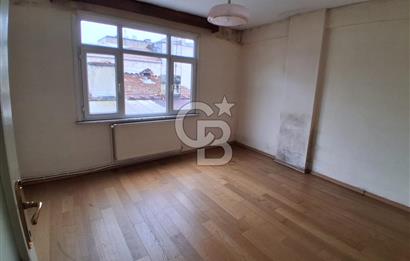 Pendik Bat mahallesi çarşı geniş 130 m2 net kiralık 3+1 daire