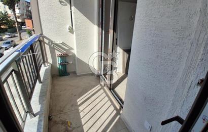 Pendik Kaynarca mah satılık teraslı 80 m2 net fırsat 2+1 daire