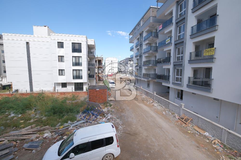 SEYREK’TE YÜKSEK KREDİ İMKANLI SATILIK GENİŞ SIFIR BALKONLU 1+1 DAİRE