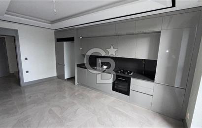 BAŞİSKELE ZERAY PERLA 2 DE 3+1 ÇATI DUBLEKS GENİŞ DAİRE