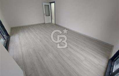 Kartal Cumhuriyet mah ön cephe ara kat sıfır satılık 3+1 daire