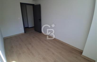 Pendik Kaynarca mah satılık teraslı 80 m2 net fırsat 2+1 daire