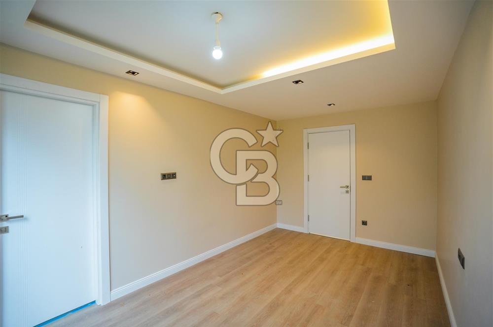 ÇENGELKÖY BEYAZ KÖŞKLER SOKAK’TA | KATTA TEK | 4 CEPHELİ | MANZARALI SIFIR 4+1