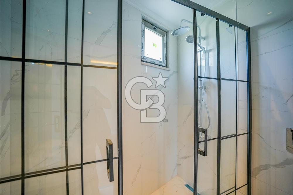 ÇENGELKÖY BEYAZ KÖŞKLER SOKAK’TA | KATTA TEK | 4 CEPHELİ | MANZARALI SIFIR 4+1