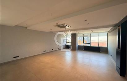 İSTANBUL YOLUNA CEPHE, İÇİ FULL YAPILI 750m2 LÜKS OFİS