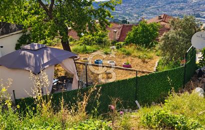 BURSA GEMLIK UMURBEY KÖY IÇINDE 206 METREKARE TAM HISSELI ARSA ÜZERINDE 2 + 1 MÜSTAKIL EV