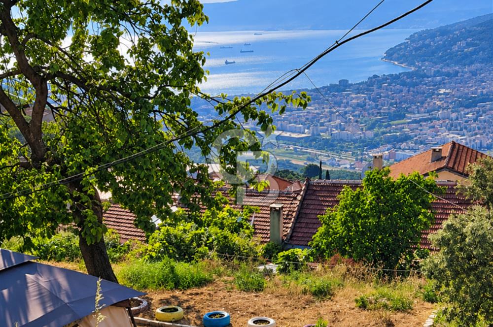 BURSA GEMLIK UMURBEY KÖY IÇINDE 206 METREKARE TAM HISSELI ARSA ÜZERINDE 2 + 1 MÜSTAKIL EV