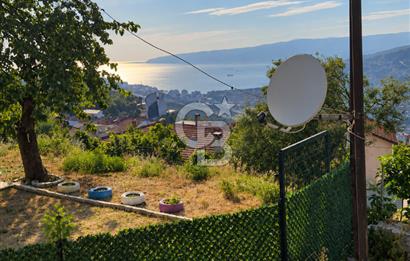 BURSA GEMLIK UMURBEY KÖY IÇINDE 206 METREKARE TAM HISSELI ARSA ÜZERINDE 2 + 1 MÜSTAKIL EV