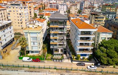 MALTEPEDE KAPANMAZ DENİZ MANZARALI 370M² 6+2 ÜST DUBLEKS DAİRE