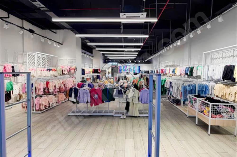 ARNAVUTKÖY AVLU 34 AVMDE 270 M² DEVREN KİRALIK MAĞAZA