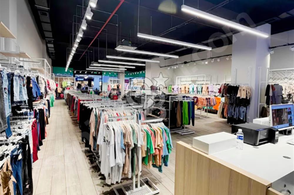 ARNAVUTKÖY AVLU 34 AVMDE 270 M² DEVREN KİRALIK MAĞAZA