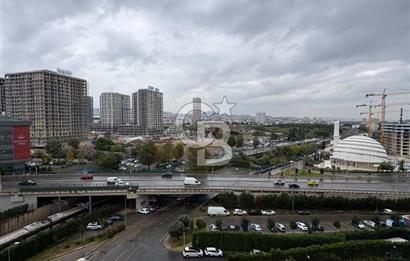 CB MARS'TAN İstmarina'da Deniz ve Şehir Manzaralı, 1+1 Daire